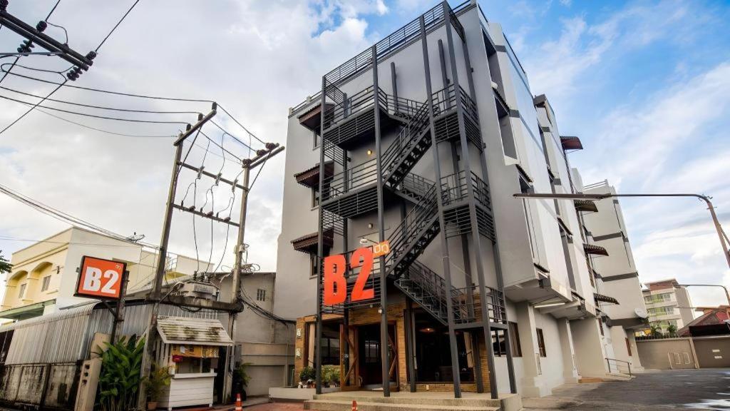 B2 Chiang Rai Night Bazaar Boutique & Budget Hotel Eksteriør billede