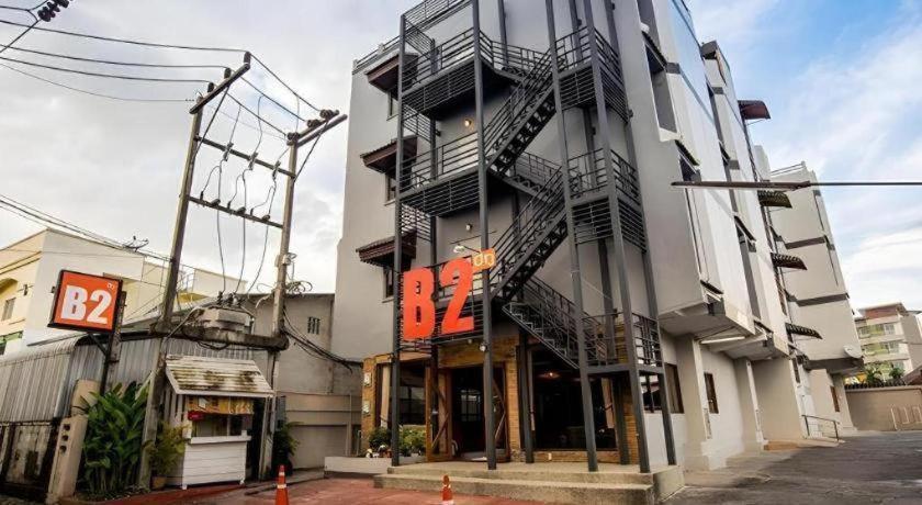 B2 Chiang Rai Night Bazaar Boutique & Budget Hotel Eksteriør billede
